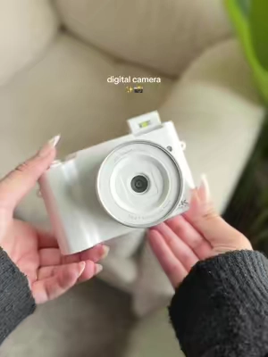 bringing back digital cameras, but this time we’re using them to capture our own babies 🥹 the nostalgic home-video look makes it even better  #DigitalCamera #HomeVideos #MomFinds #Early2000sNostalgia #TikTokShopFinds