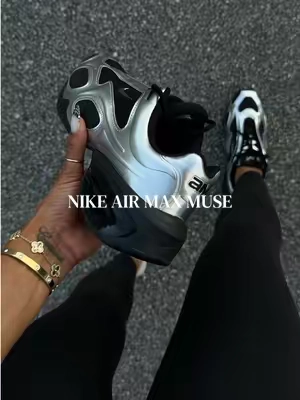 ALL my sneaker heads need this pair in their collection 😮‍💨 The fits about to go crazy just wait  #nikeairmax #sneakers #evanssneakers #nike #OOTD 