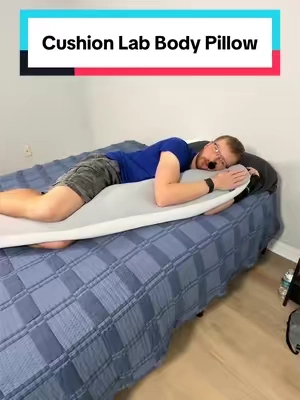 The simple fix for this painful sleep position 🫩😖 #bodypillow #cushionlab #sleeping #sidesleeper #TikTokshopbacktoschool 