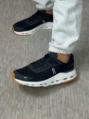 @Evans Sneakers On Running Cloudnova Form 2 Balck White #evanssneakers #sneakers #onrunning #runtok #golftok 