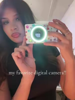the stickers come with ittt#digitalcameras #aesthetic #cutecamera #photos #tiktokshop 