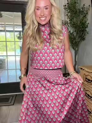 In LOVE with this one! The colors 👏 #set #2pieceset #dress #OOTD 