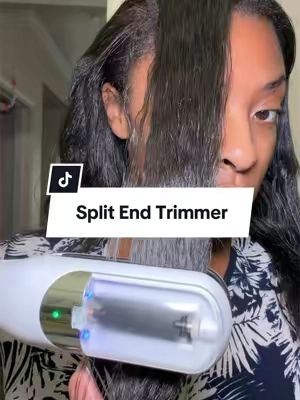 if you actually want to retain length those ends gotta go ✂️ #splitends #splitendtrimmer #searchanddestroy #hairtrimmer #lengthretention 