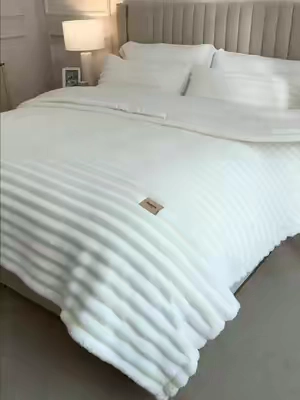 Looking for a practical back to school gift for your kid heading to college this fall? This Bedsure 6-piece comforter set is the perfect pick! The detachable fluffy blanket keeps them warm on cool fall nights, the space saving design fits perfectly in small dorm rooms, and the soft fabric ensures they get a good night's sleep every night before classes. #BackToSchoolGifts #FallGiftIdeas #StudentBedding #BedsureComforterSet #yourcomforteryourway #bedsure2in1comforter #DealsForYouDays #backtoschoolshopping #bedsure #autumnvibe #autumnvibes🍁#moodybedding #augtober #TikTokshopbacktoschool #halloweenfinds