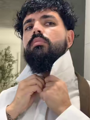 Rutina básica de aseo + outfit formal para una boda + peinado clásico ondulado  #mensgrooming #barba #mensfashion #menshair #menshaircut 