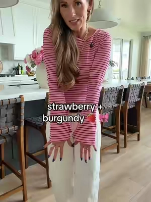 🎀Pink & burgundy perfection! sweetest little basic! Wearing a small, true to size.  #fallstyle #affordablefashion #falloutfits #summertofall #backtoschool 