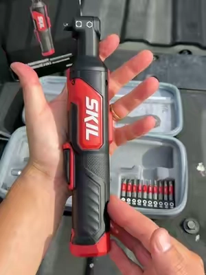 The new SKIL cordless electronic ratchet accepts quarter-inch hex bits and sockets for quick, light-duty fastening. #SKIL #ElectronicRatchet #RatchetWrench #PowerTools #ToolTok