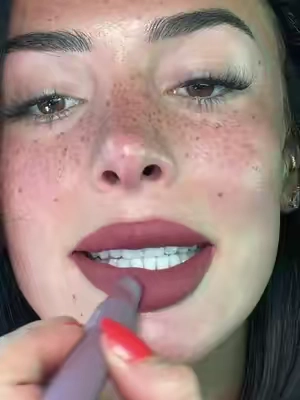 Wearing shade “146 Utopia Pink!!” 🤩 #lipcombo #mattelipstick #velvetlipstick #shopwithtaboost #viralvideo 