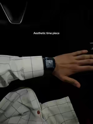 Poedagar doesn’t miss  #watch #fashion 