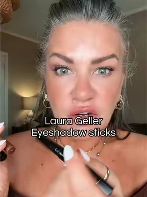 #creameyeshadow #eyeshadowsticks #hoodedeyesmakeup @Laura Geller Beauty 