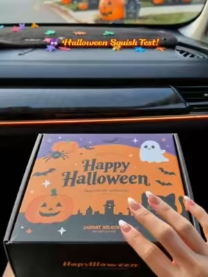 🪩 I Can’t Stop Squishing These Spooky Cubes 😭#halloween #halloweenideas #squishy #StressRelief