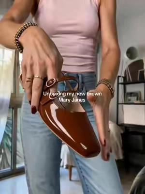 These look SO good on #maryjaneshoes #sohochic #chunkyheels #TikTokshopbacktoschool #fallshoes 