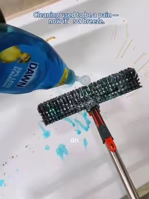 Don't worry about cleaning the bathtub "#cleaninghacks #bathtubcleaning #amazonfinds #cleaningmotivation #homehacks 