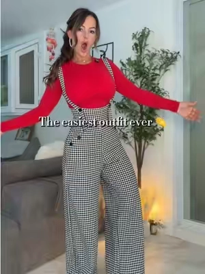 EXCUSE ME.. This is the cutest overall romper I have ever seen in my life..  ##romper##romperoutfit##businesscasualoutfits##classystyle##plaidprint