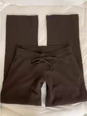 So comfy and perfect for cold days! 🕯️🧦🍂☕️ #brandymelville #falloutfits #backtoschool #yogapants #autumn Gilmore girls Hilary pants Brandy cotton yoga mom 2000s fall clothes back to school shopping TikTok shop back to school viral Brandy haul Brandy fall items low rise Y2K Rory Gilmore cozy season spooky season 