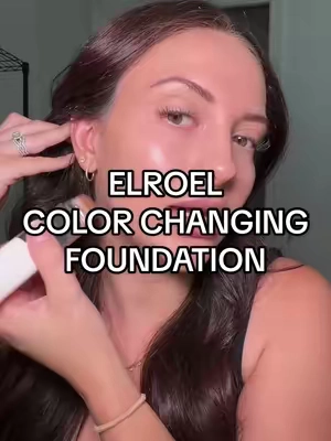 it’s giving ✨glass skin✨ #colorchangingfoundation #foundation #glassskin #koreanbeauty #tiktokshopmademebuyit 