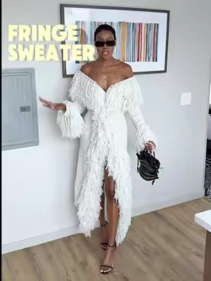 This sweater 👌🏾🔥 @AKIRA #sweaterstyle #sweaterseason #sweaterdress #fallfashiontrends #akira 