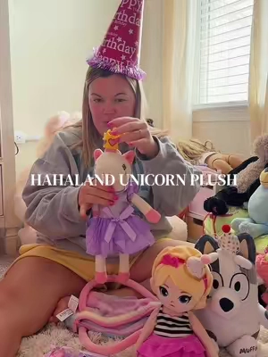 This unicorn plush is so fun, and easily won me mom of the year #momfinds #kidstoys #giftsforkids #kidsgifts 
