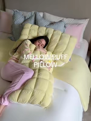 FINALLY got some butter yellow ones ☁️💛 extra comfy cold pillow of my dreams 😴 #coolingpillow #mellowsleep ##mellow @Mellow Sleep 