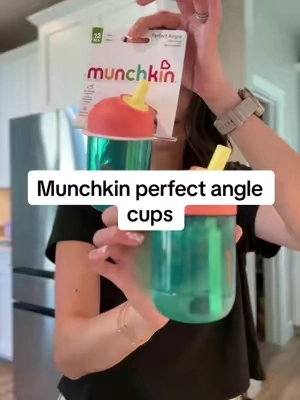 little cups for little hands #toddlercup #munchkin #toddlermom @Munchkin  