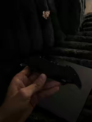 so clean🦇 #fyp #brucewayne #foldingknife #pocketknife #batarang 