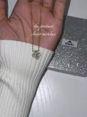obsessed✨#necklace #jewelry #clovernecklace 