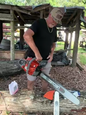 68CC Gas Powered Chainsaw 22 & 24 Inch Bar#summersale #chainsaw#tiktokshopfinds #shepherdtx #tiktokviral @Neotec_us 