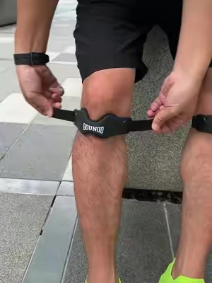 Wearing it during exercise provides better knee protection #hikingadventures #altrarunning #kneepainrelief #summervibes#summeressentials