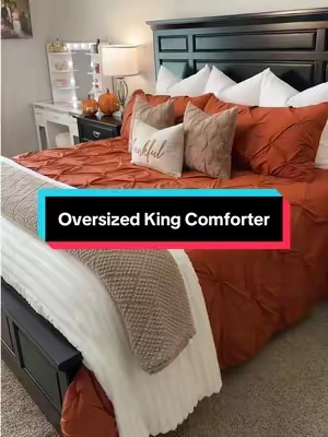 This comforter is stunning!! Oversized King is the way to go! #comforter #comforterset #bedding #beddingset #fallbedroom 