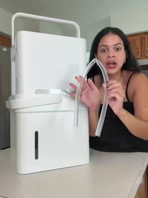 Ya lo instalamos y me sorprendio toda el agua que saco en solo 4 horas #mideadehumidifier #homeownertips #humidity 