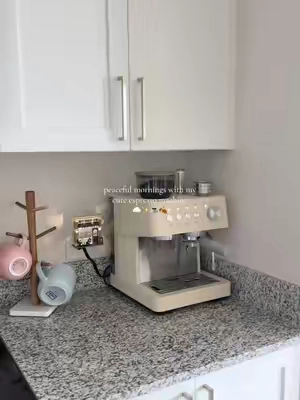 it’s soo cute 🤎✨☕️ #coffee #coffeetiktok #espressomachine #coffeetime #espressoathome 