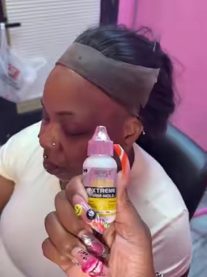 The best glue ever‼️😍 #viral #fyp ##goiple #laceglue 
