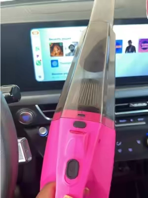 you finally give your car the deep clean it deserves 🩷 #carcleaning #cardetailing #carcleaningkit #cleaningtiktok #carinterior 