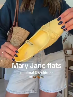 fall staple ☕️☕️☕️ #flats #balletflats #maryjaneflats #maryjanes #fallshoes 