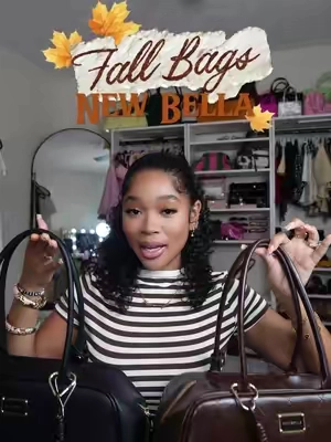 Fall MUST-HAVE 🍂🤎 The NEW Bella quilted bowling bag is here, and this glossy coffee shade is EVERYTHING! ☕️✨ The perfect fall handbag to elevate any outfit while giving that effortless, luxe look. This one is definitely coming with me all season! 👜🍂 #BellaBag #FallHandbag #FallFashion #FallMustHaves #QuiltedBag 
