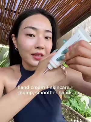 Fights loss of volume, dark spots, wrinkles, & dryness 💓 #handcream #koreanskincare #volufiline #abibsummerglowchallenge #TikTokshopbacktoschool 