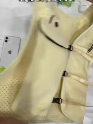Did you run today? #Zelvot #runningvest #runninggear #runningoutfit #HikingGear 