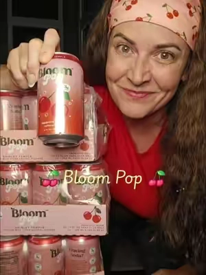 #bloompop #kyliejenner #shirleytemple #prebioticsoda #bloomnutrition 