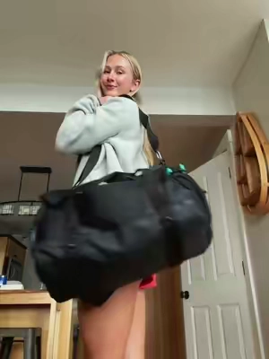 Loveee this bag #duffel #gymbag #whatsinmybag #gymgirl #TikTokshopbacktoschool 