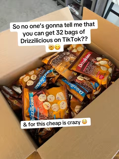Such an amazing sweet treat 😋🤤 & in a 32 pack is insane!  #drizzilicious #drizziliciousminiricecakes #drizziliciousricecakes #snacks 