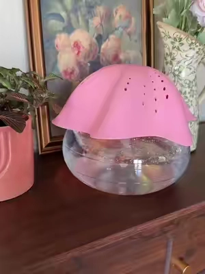 So pretty to look at while it’s cleaning the air! #airpurifier #airpurifiers #homedecor 