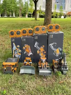 Super cool! This set of excavators can also be played on the lawn.#rc #fyp #excavator #kidstoysplay #tiktokshop 