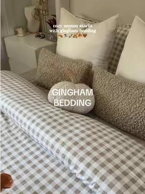 the easiest upgrade to make your bedroom cozy this fall 🍂☕️ #fallbedding #ginghambedding #fallaesthetic #duvetcover #cozybedroom 