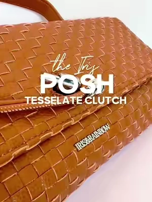 ✨ NEW RELEASE ✨ Meet the Iris Posh Tessellate Clutch, where elegant meets eye-catching. The gorgeous tessellate design catches the light and adds the perfect statement to any look. From dinner dates to nights out, this one is made to stand out.  Your new favorite clutch just dropped!  #IrisAndRainbow #NewRelease #ClutchTok #BagTok #TikTokShop
