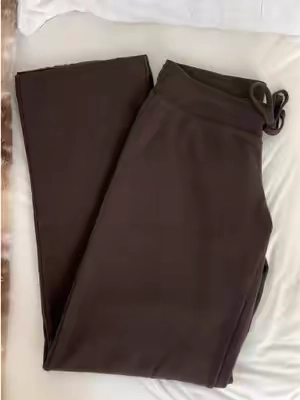 Love love Brandy, they never fail with fall items! 🧣🧦 #brandymelville #falloutfits #yogapants #backtoschool #johngalt pacsun finds viral chic aesthetic clean girl Brandy haul anastias pants yoga mom 2000s Y2K gym baddie low rise Gilmore girls Brandy finds back to school outfits pacsun haul anastias pants 