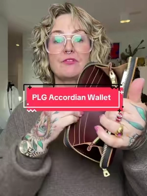 The accordion 🪗 wallet from PORTLAND LEATHER #portlandleather #accordianwallet #leatherwallet #TikTokshopbacktoschool #tiktokshopcreatorpick 