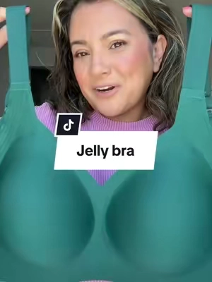A lift like a push up but a feel like a sport bra #jellybra #plussizebra #wirelessbra 