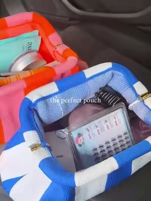 This sale is INSANE…#clutchbag #makeupbag #makeuppouch #tiktokshopcreatorpicks #knitclutchbag 