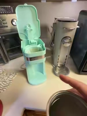 Elite Cuisine Personal Coffee Maker w/ Travel Mug #TikTokshopbacktoschool #tiktokshopcreatorpicks #coffeemaker #travelcoffeemaker #coffeelovers 