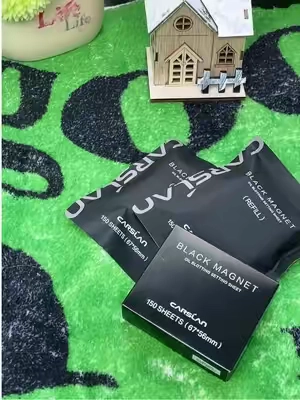 don’t need to carry a brush in my purse anymore i AM OBSESSED❤️❤️ #dealsforyoudays#SohoChic#blottingpaper #makeup #beauty 